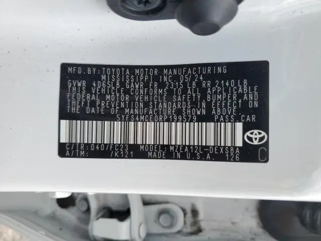 2024 TOYOTA COROLLA SE  