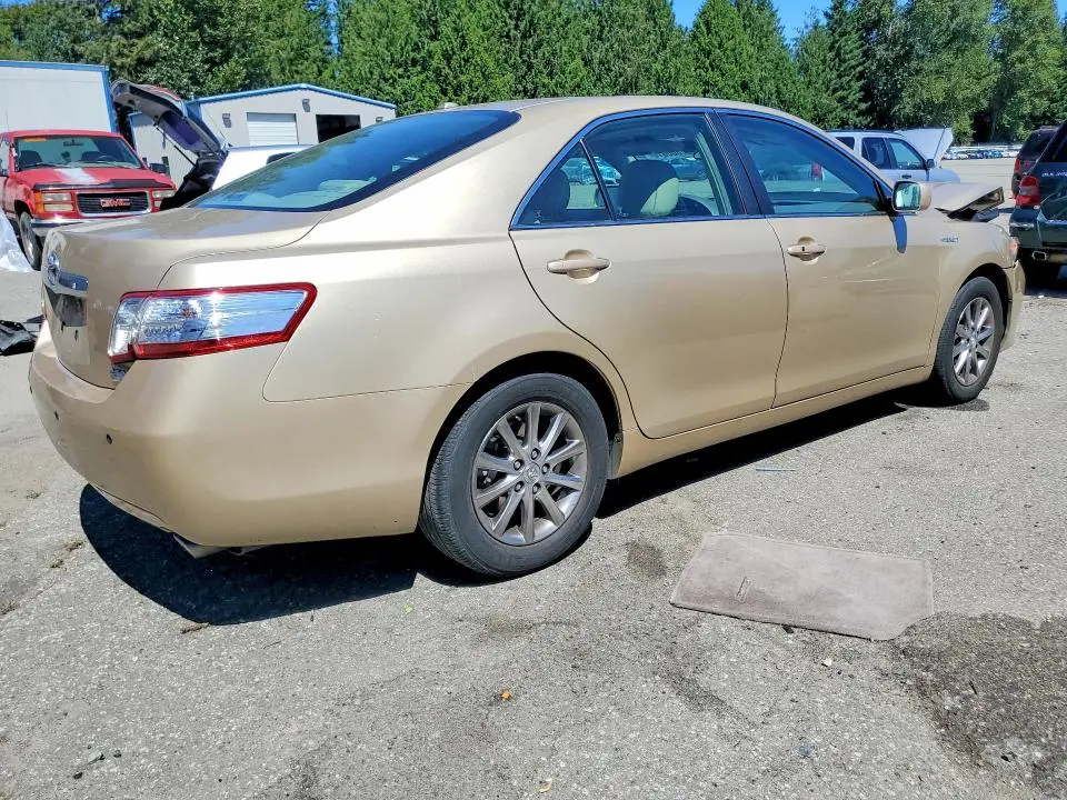 2011 TOYOTA CAMRY HYBRID  
