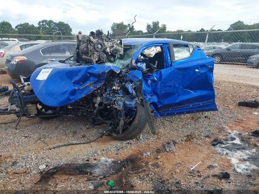 2018 TOYOTA C-HR XLE PREMIUM