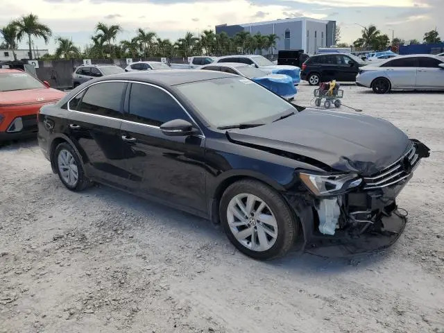 2018 VOLKSWAGEN PASSAT SE  
