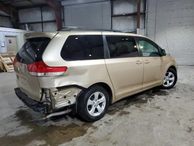 2011 TOYOTA SIENNA LE  