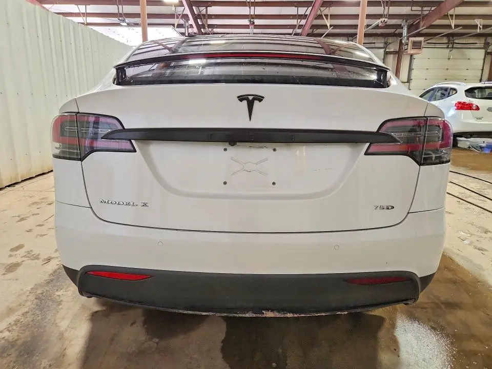 2016 TESLA MODEL X   