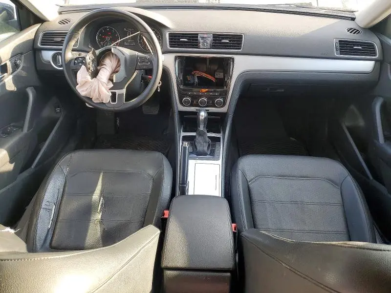 2012 VOLKSWAGEN PASSAT SE  