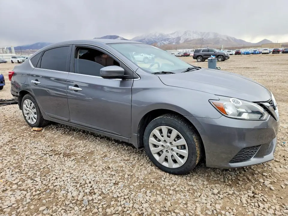 2017 NISSAN SENTRA SV  