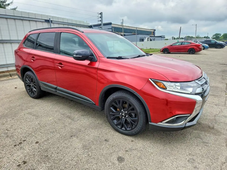 2018 MITSUBISHI OUTLANDER SE  