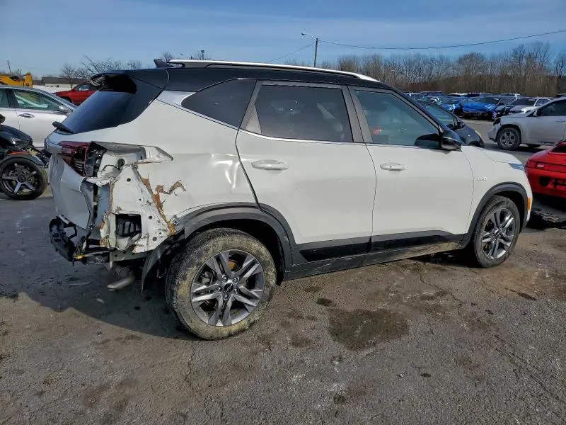 2023 KIA SELTOS S  