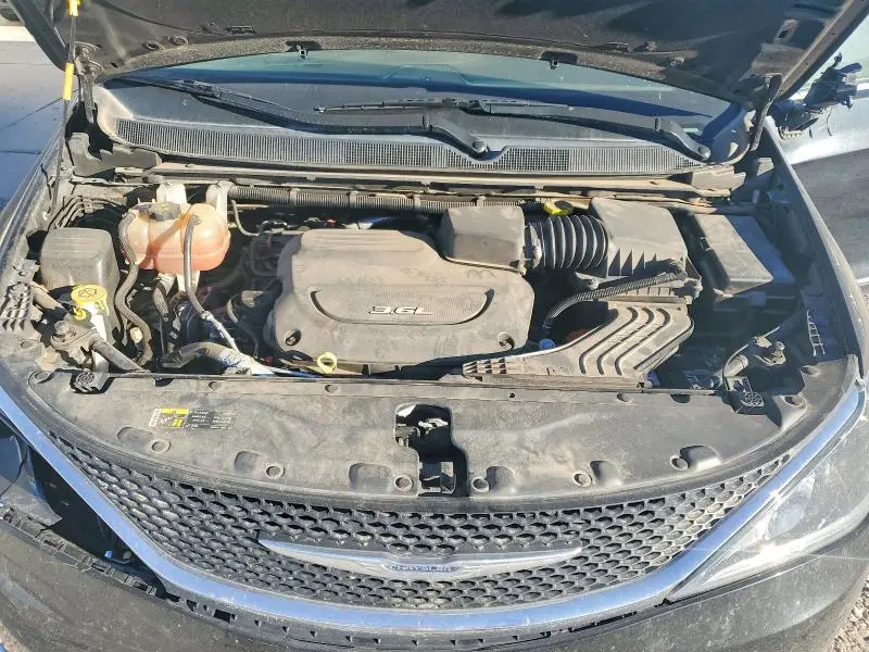 2017 CHRYSLER PACIFICA TOURING L PLUS  