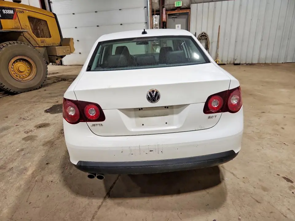2010 VOLKSWAGEN JETTA WOLFSBURG  