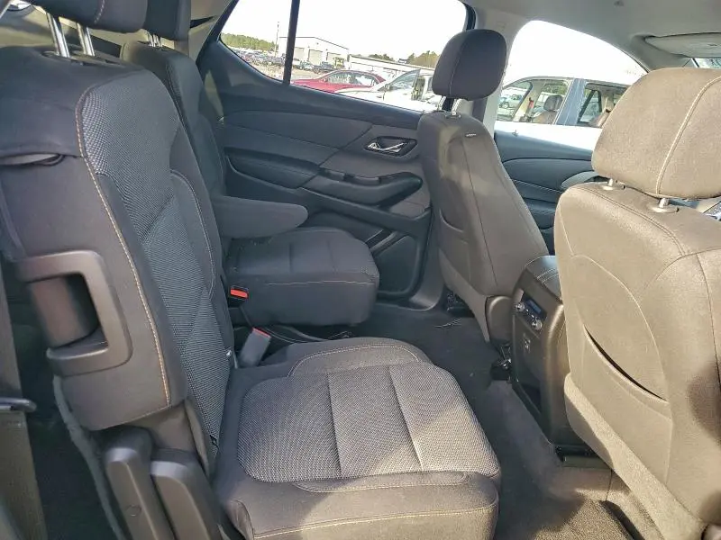 2020 CHEVROLET TRAVERSE LT  