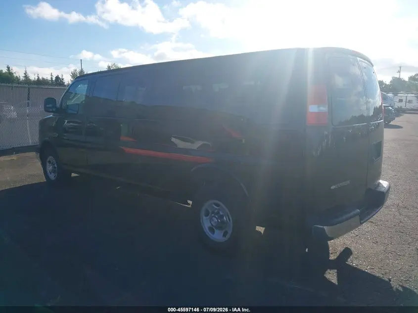2017 CHEVROLET EXPRESS 3500 LT