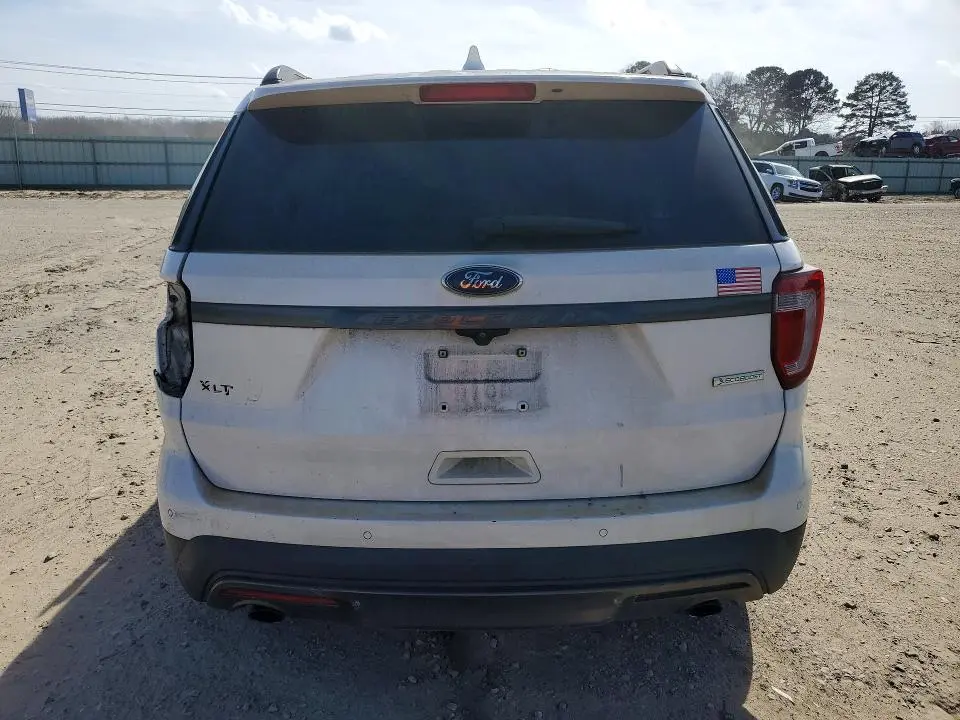 2017 FORD EXPLORER XLT  