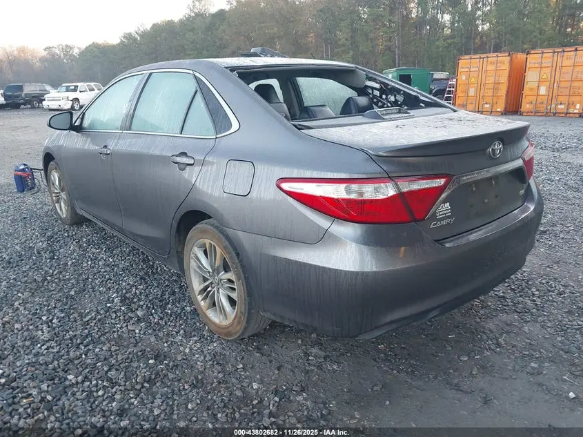 2017 TOYOTA CAMRY SE