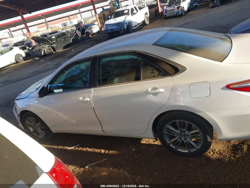 2015 TOYOTA CAMRY SE