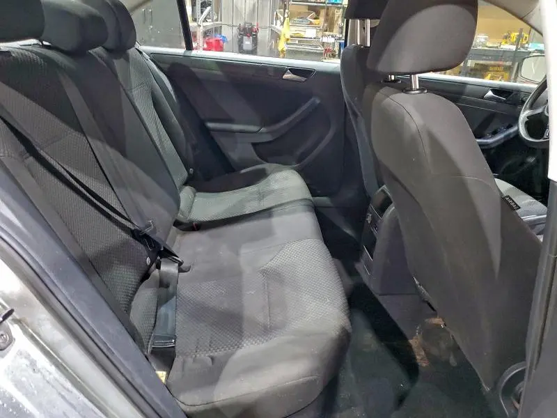 2013 VOLKSWAGEN JETTA BASE  