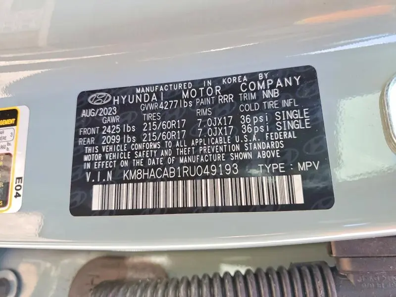 2024 HYUNDAI KONA SE  