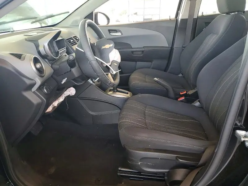 2016 CHEVROLET SONIC LT  
