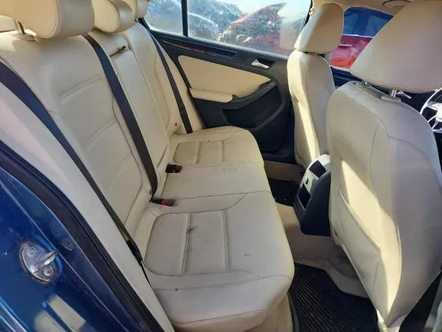 2016 VOLKSWAGEN JETTA SEL  