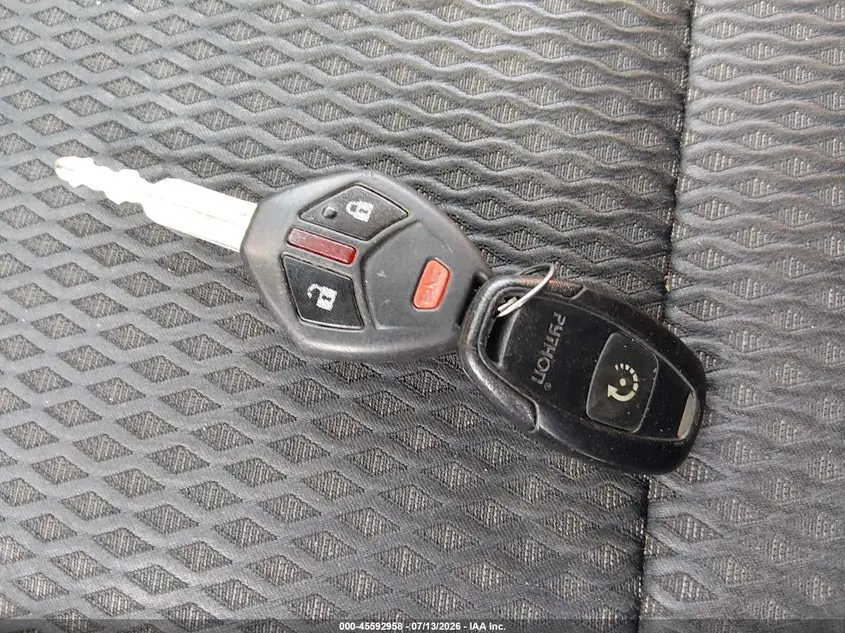 2016 MITSUBISHI OUTLANDER ES
