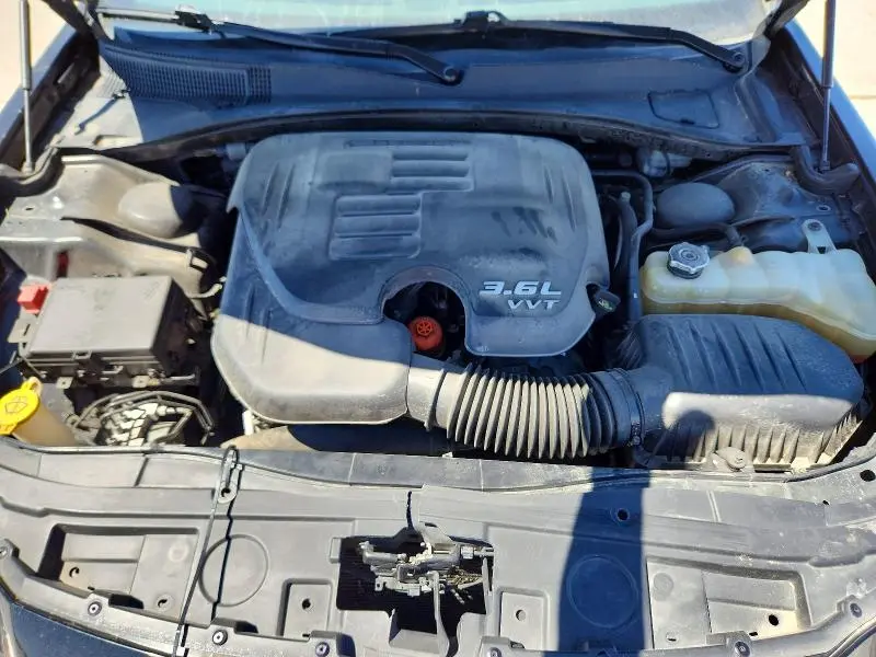 2015 CHRYSLER 300 LIMITED  