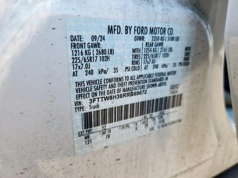 2024 FORD MAVERICK XLT  