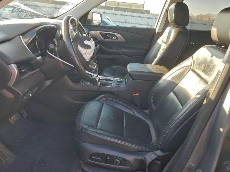 2021 CHEVROLET TRAVERSE LT  