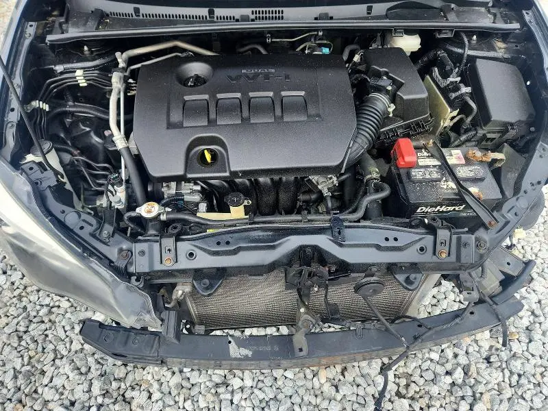 2019 TOYOTA COROLLA SE  