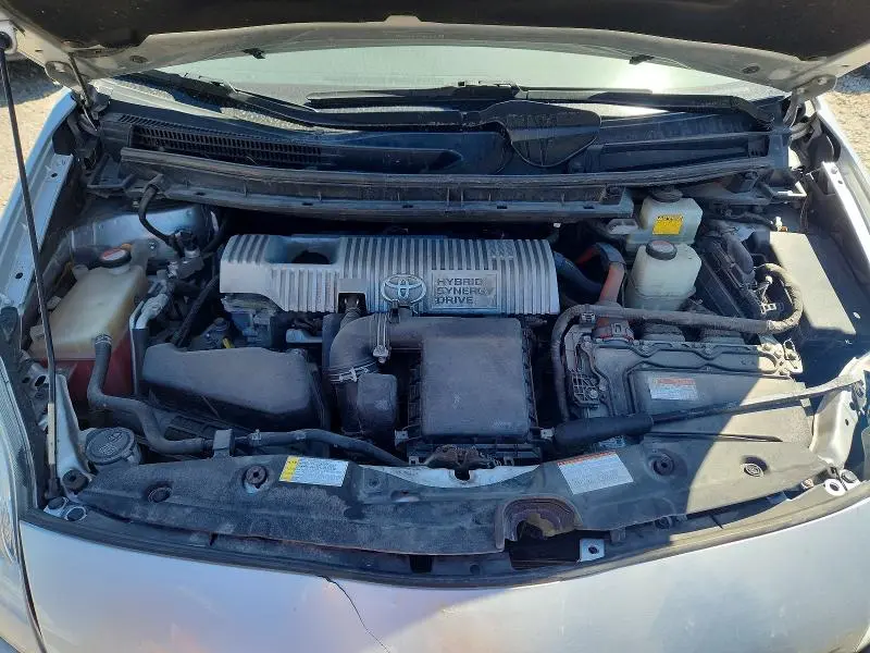 2015 TOYOTA PRIUS TWO  