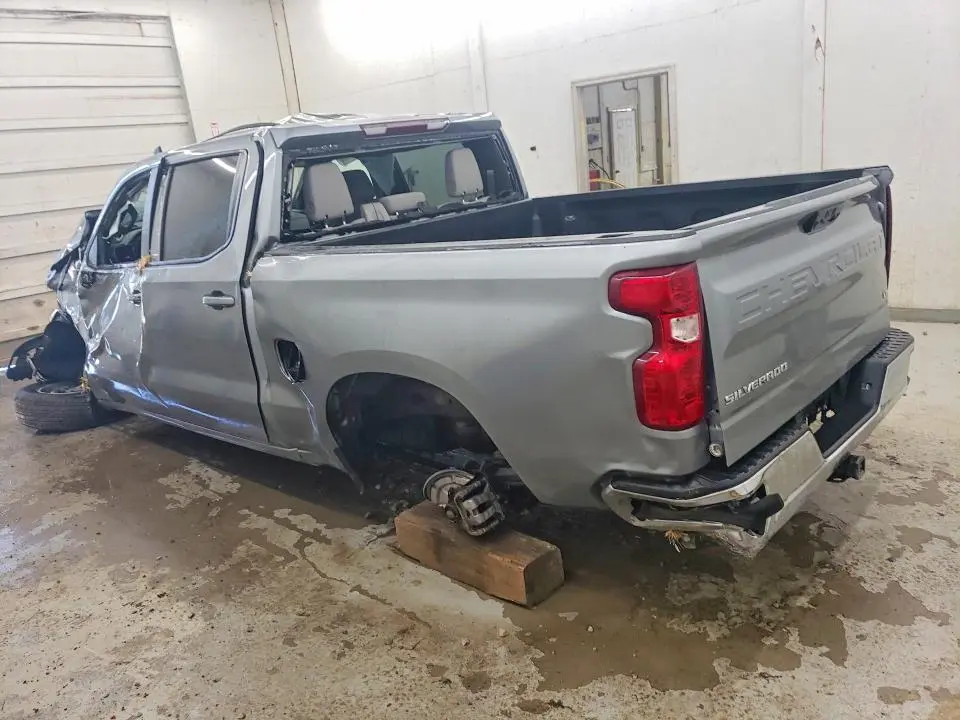 2025 CHEVROLET SILVERADO C1500 LT  