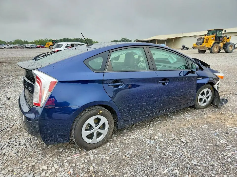 2015 TOYOTA PRIUS FOUR  