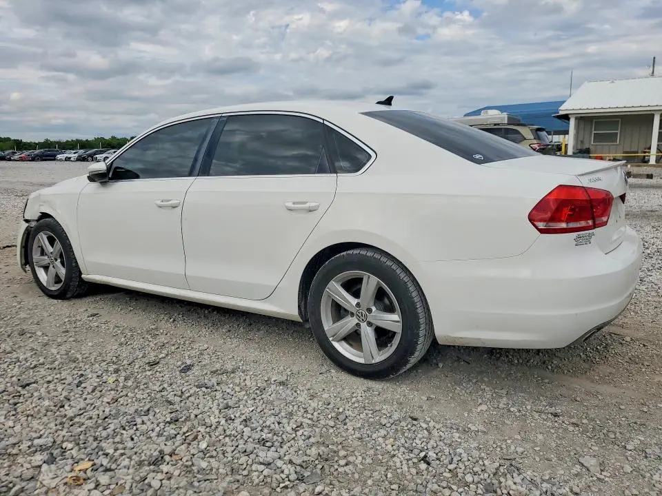 2012 VOLKSWAGEN PASSAT SE  