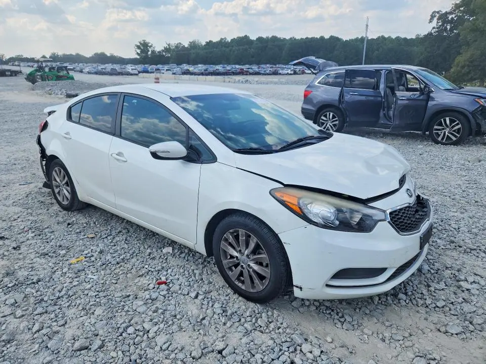 2015 KIA FORTE LX  
