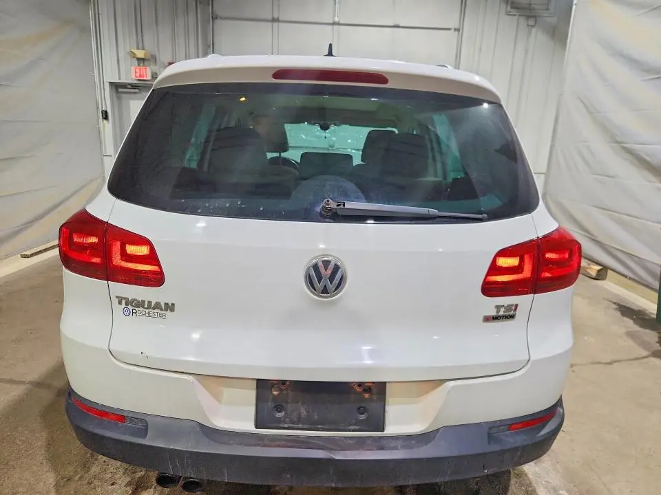 2017 VOLKSWAGEN TIGUAN WOLFSBURG  