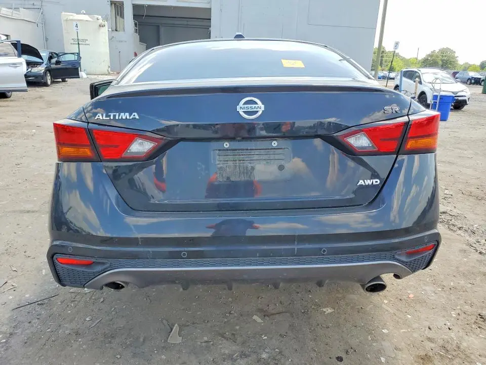 2020 NISSAN ALTIMA SR  