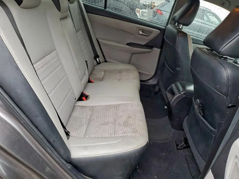 2015 TOYOTA CAMRY LE  