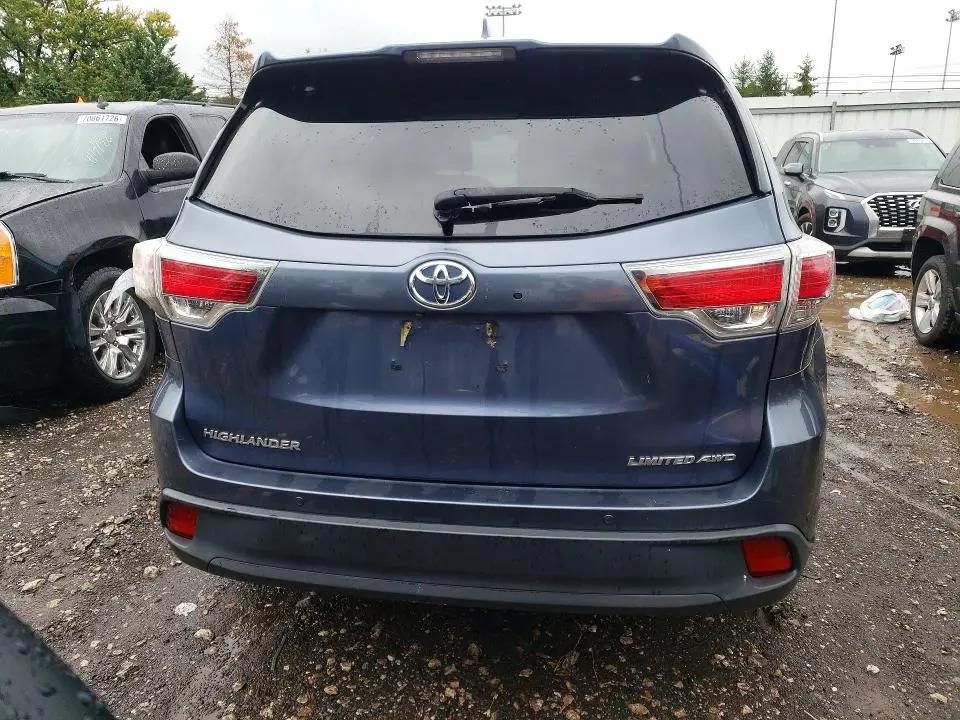 2016 TOYOTA HIGHLANDER LIMITED  