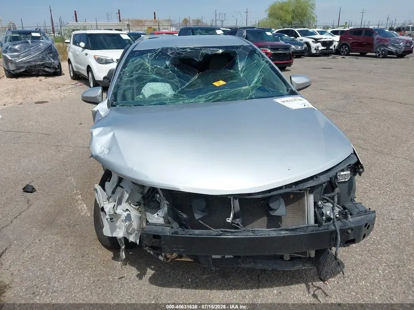 2014 TOYOTA CAMRY LE