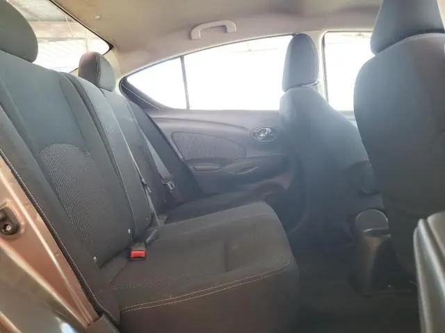 2016 NISSAN VERSA S  