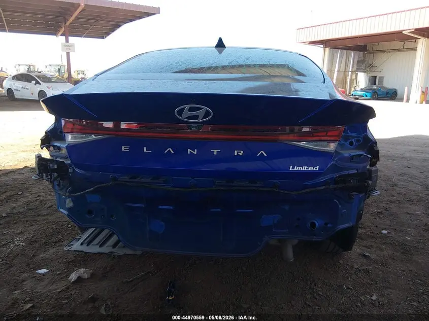 2025 HYUNDAI ELANTRA LIMITED
