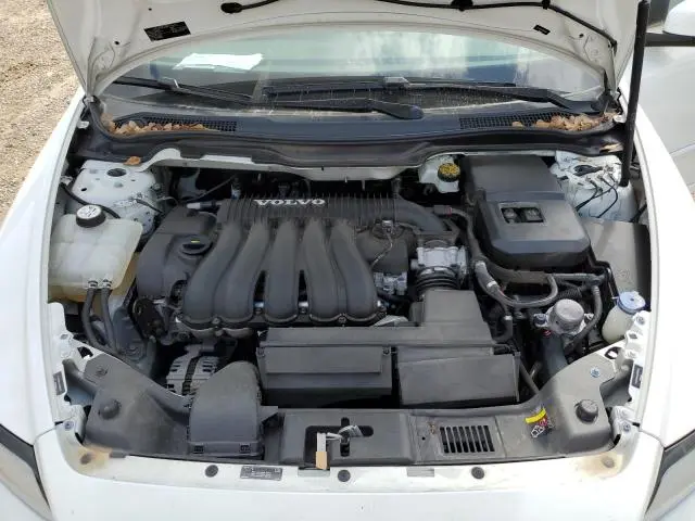 2010 VOLVO S40 2.4I  