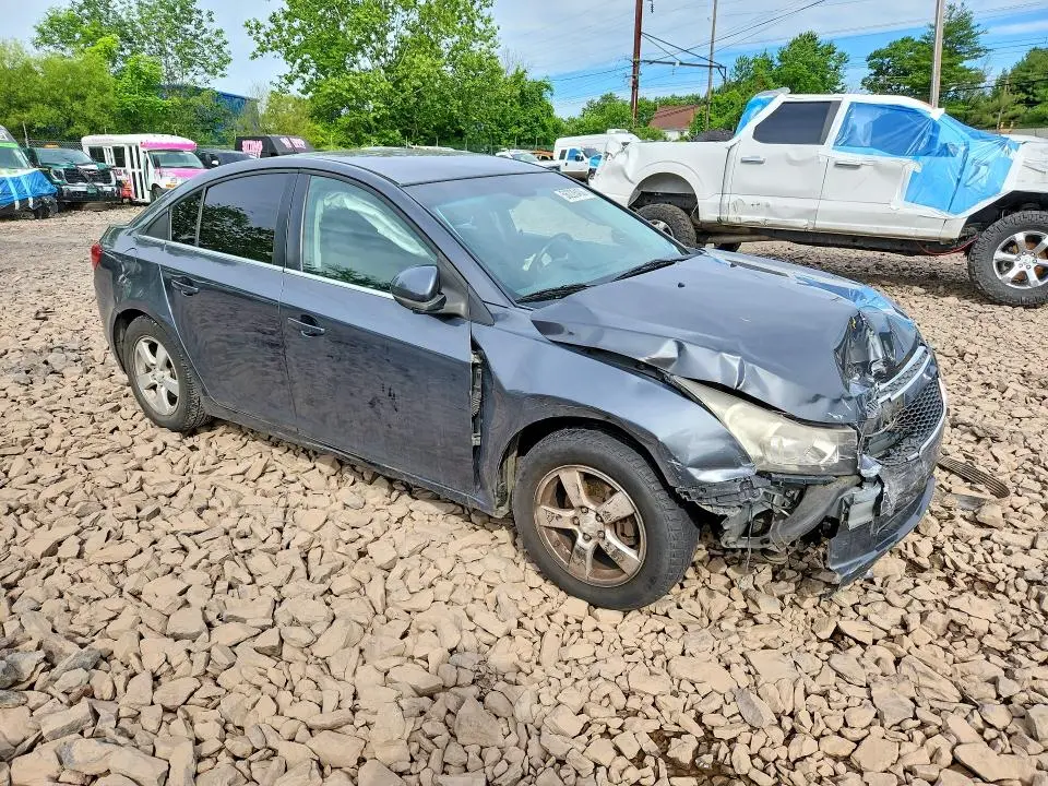 2013 CHEVROLET CRUZE LT  