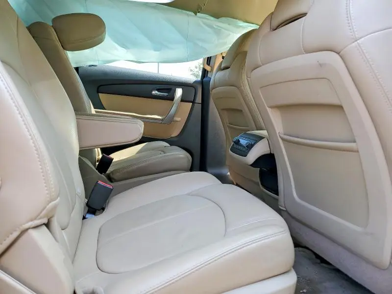 2012 GMC ACADIA SLT-1  