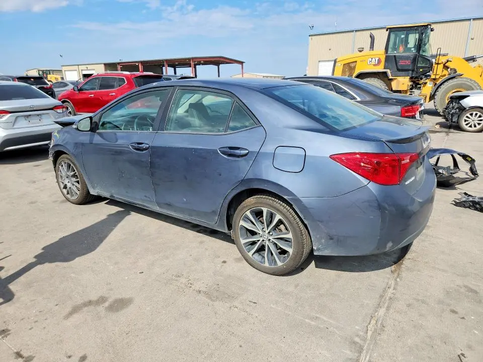 2017 TOYOTA COROLLA SE  