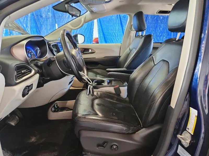 2017 CHRYSLER PACIFICA TOURING L  