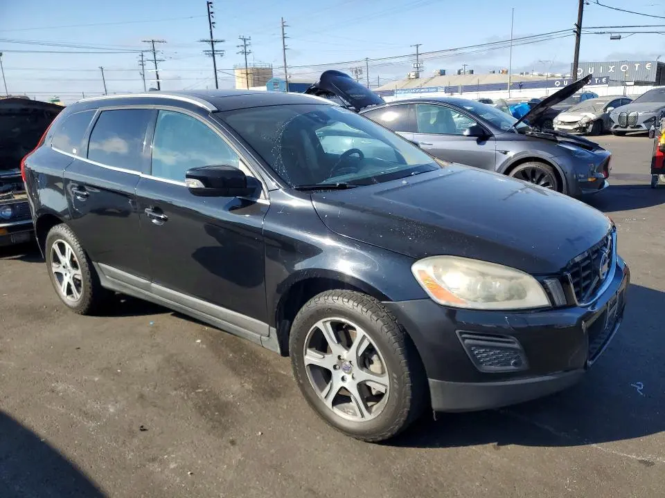 2013 VOLVO XC60 T6  