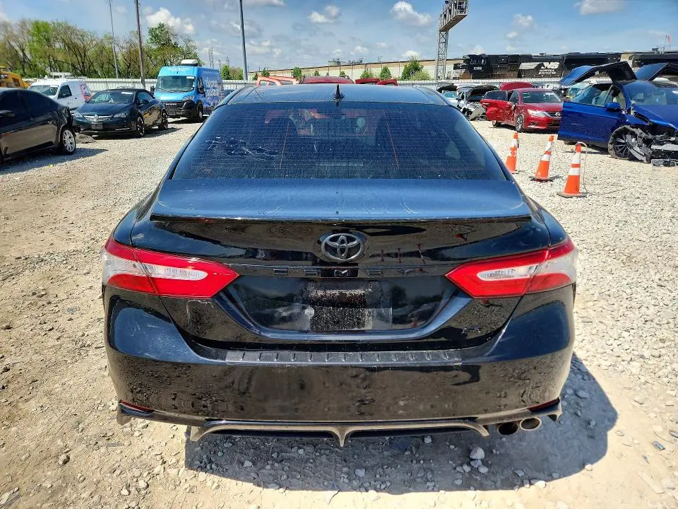 2020 TOYOTA CAMRY SE NIGHTSHADE  