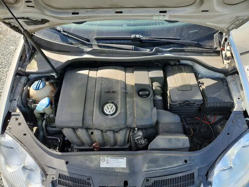 2010 VOLKSWAGEN JETTA SE  