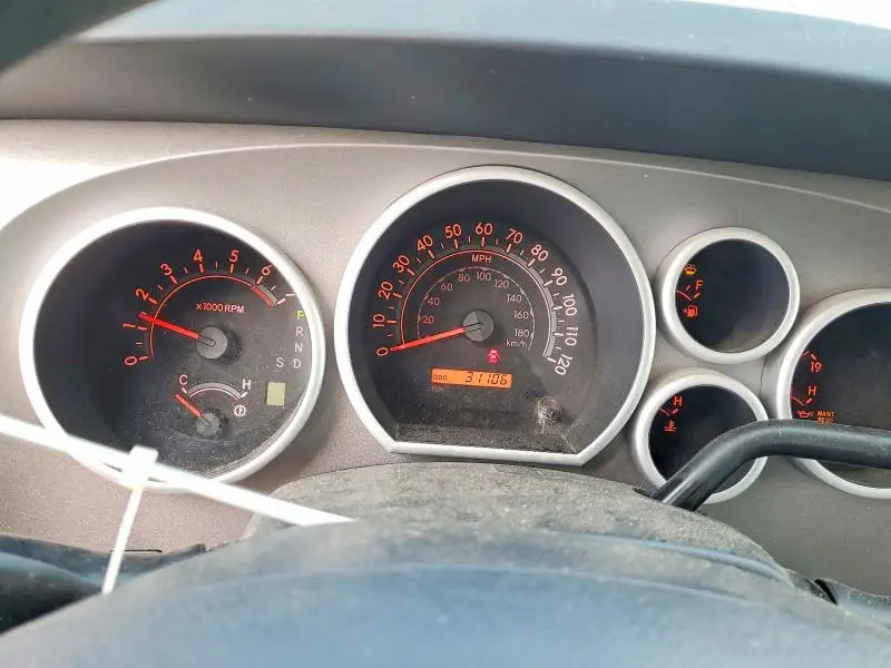 2013 TOYOTA TUNDRA GRADE  