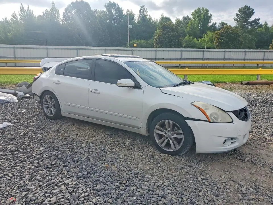 2012 NISSAN ALTIMA SR  