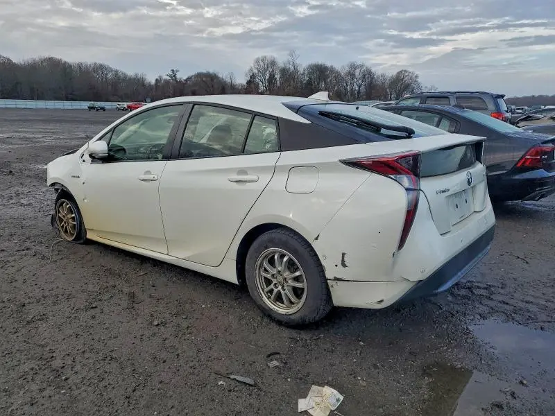 2017 TOYOTA PRIUS   
