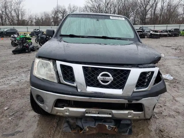 2010 NISSAN FRONTIER CREW CAB SE  